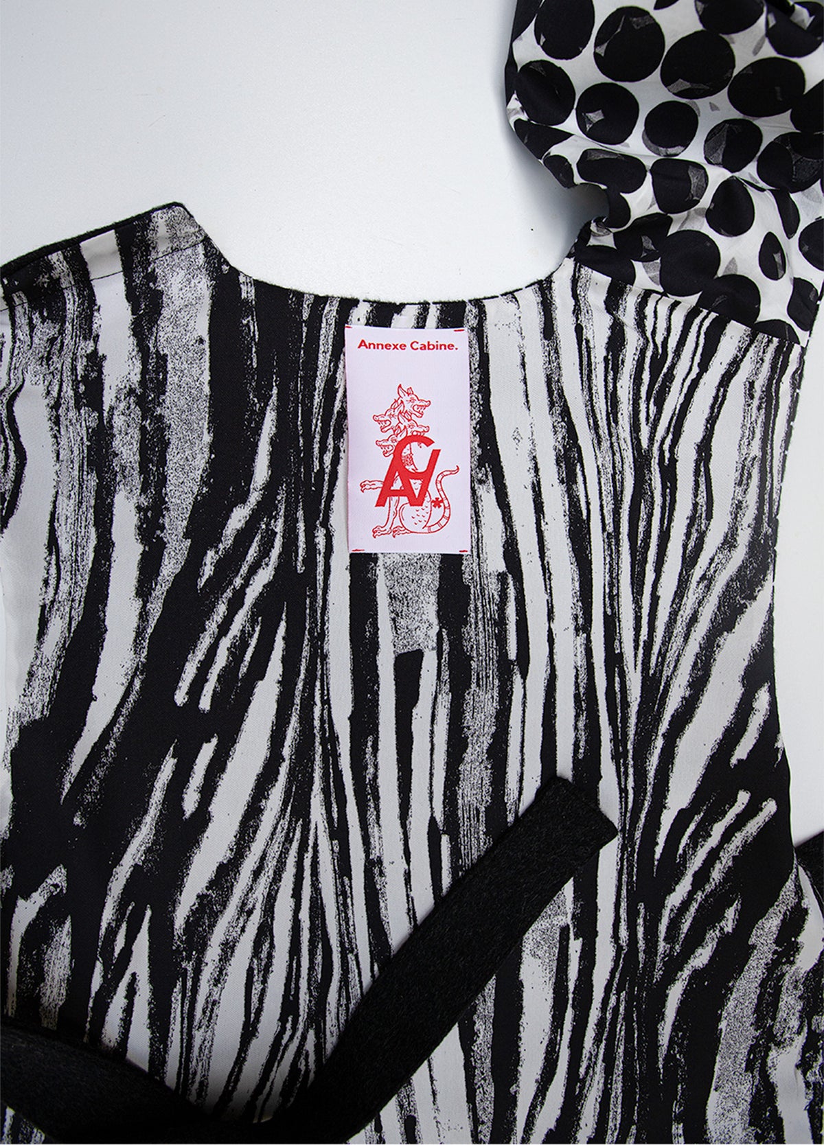 GILET* MEDIEVIL NOIR